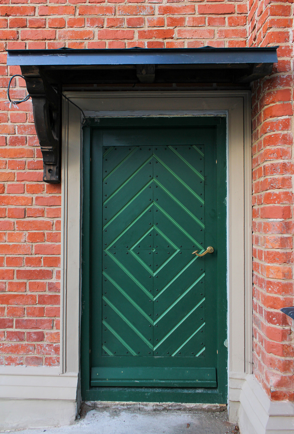 пос. Железнодорожный, ул. Коммунистическая, 25